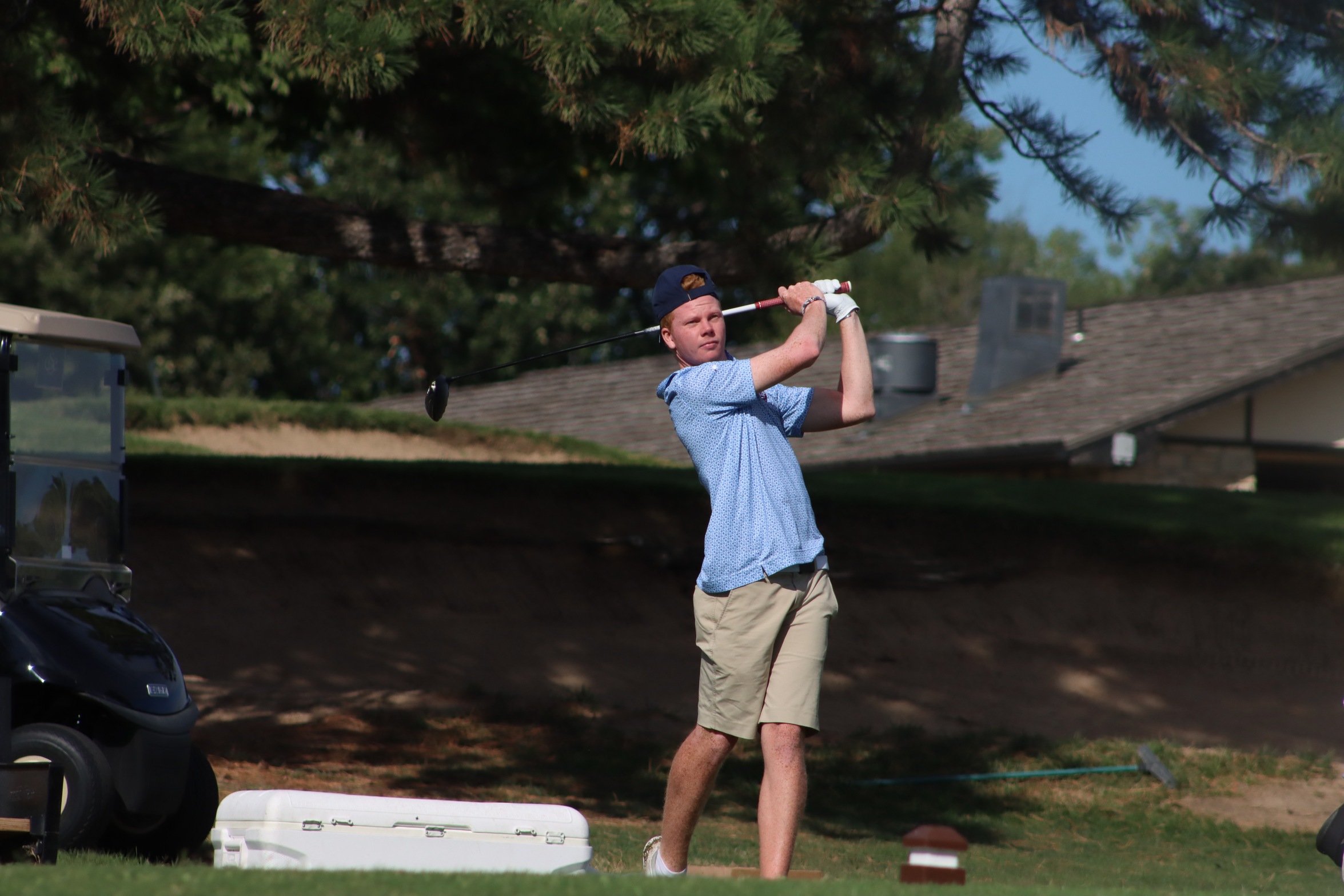 SC Golf Takes 4th Behind Hermansen’s Record Performance