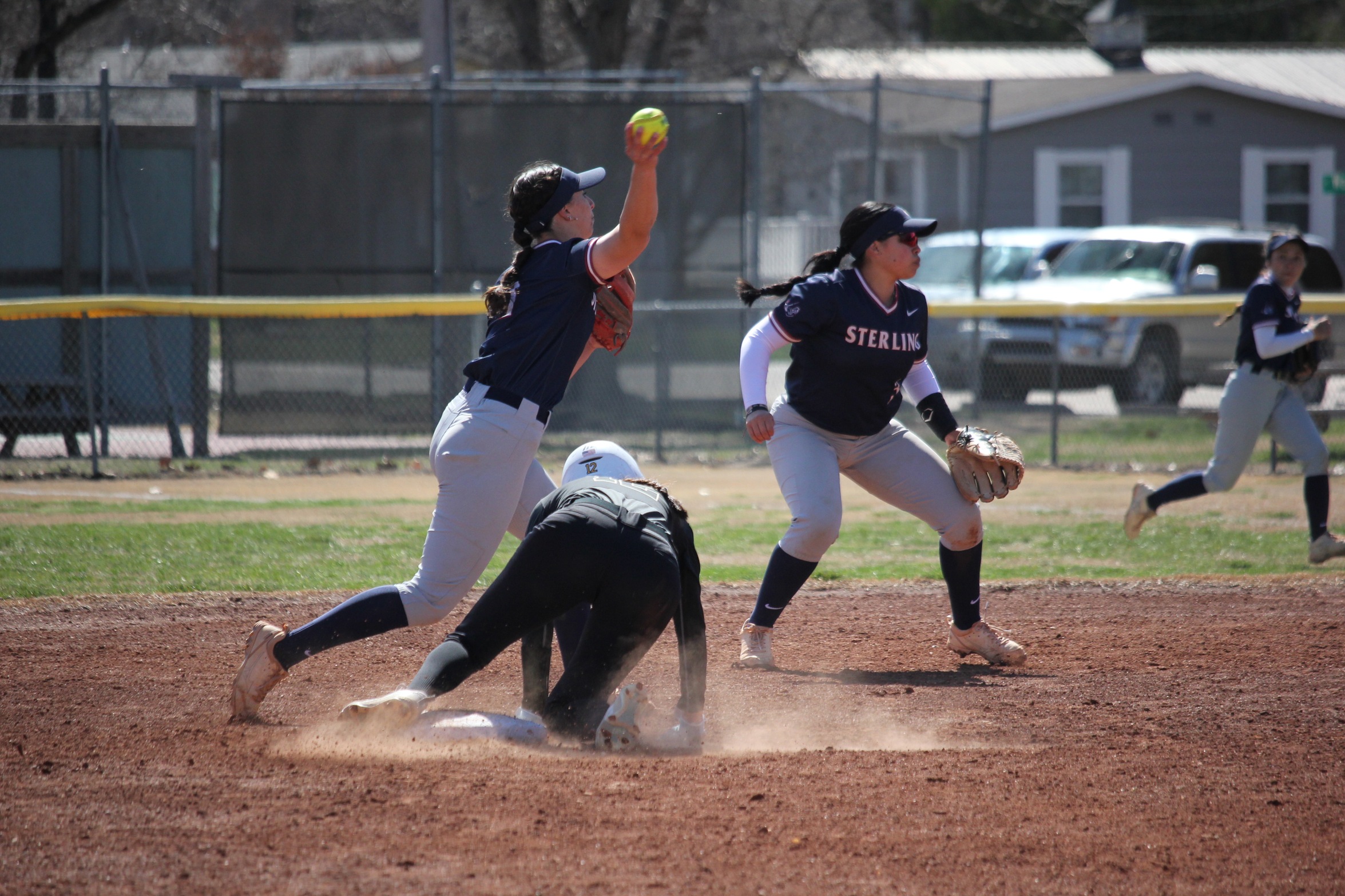Softball Struggles to String Hits Together in Doubleheader Loss
