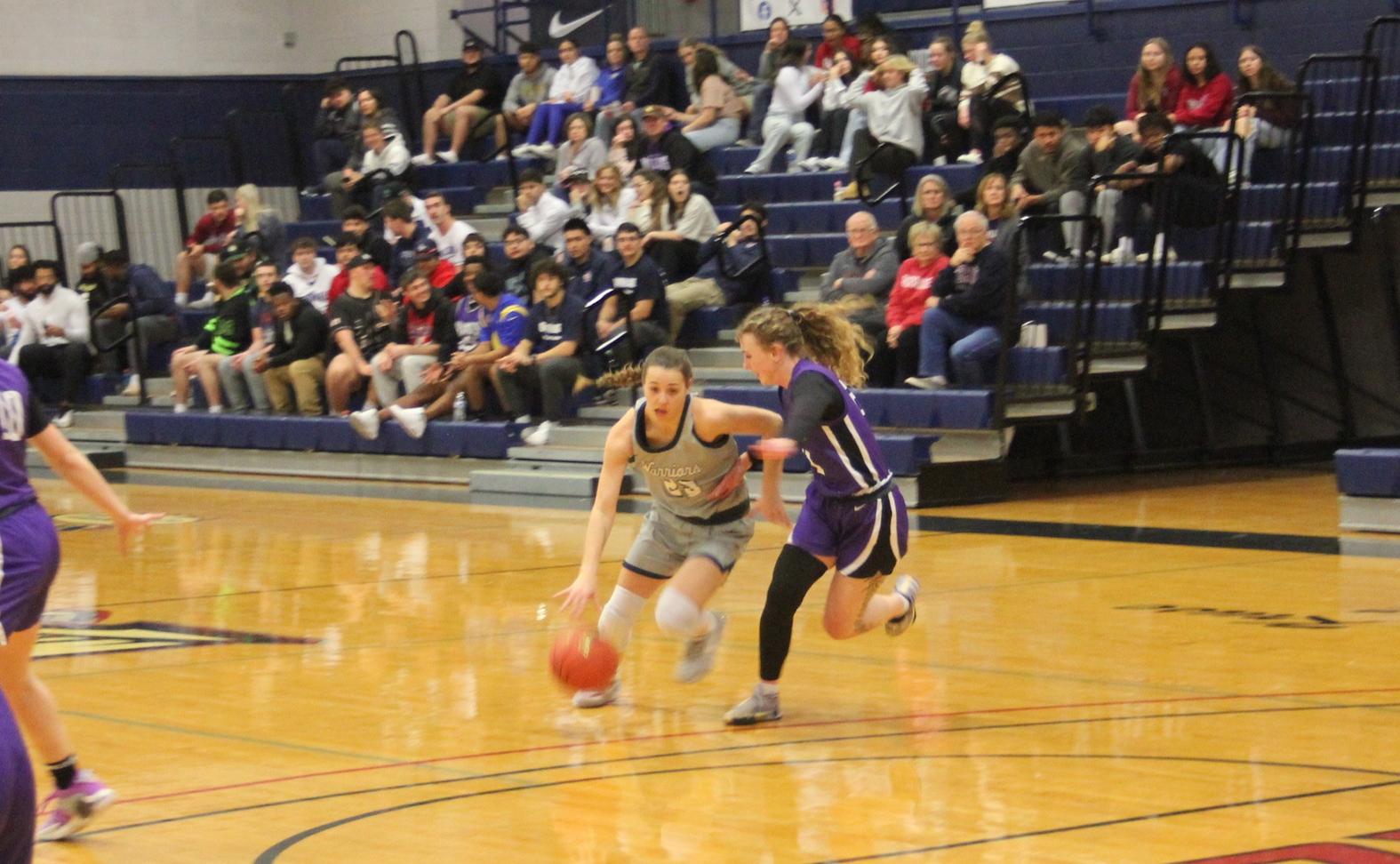 Lady Warriors Dominant in Win Over Builders